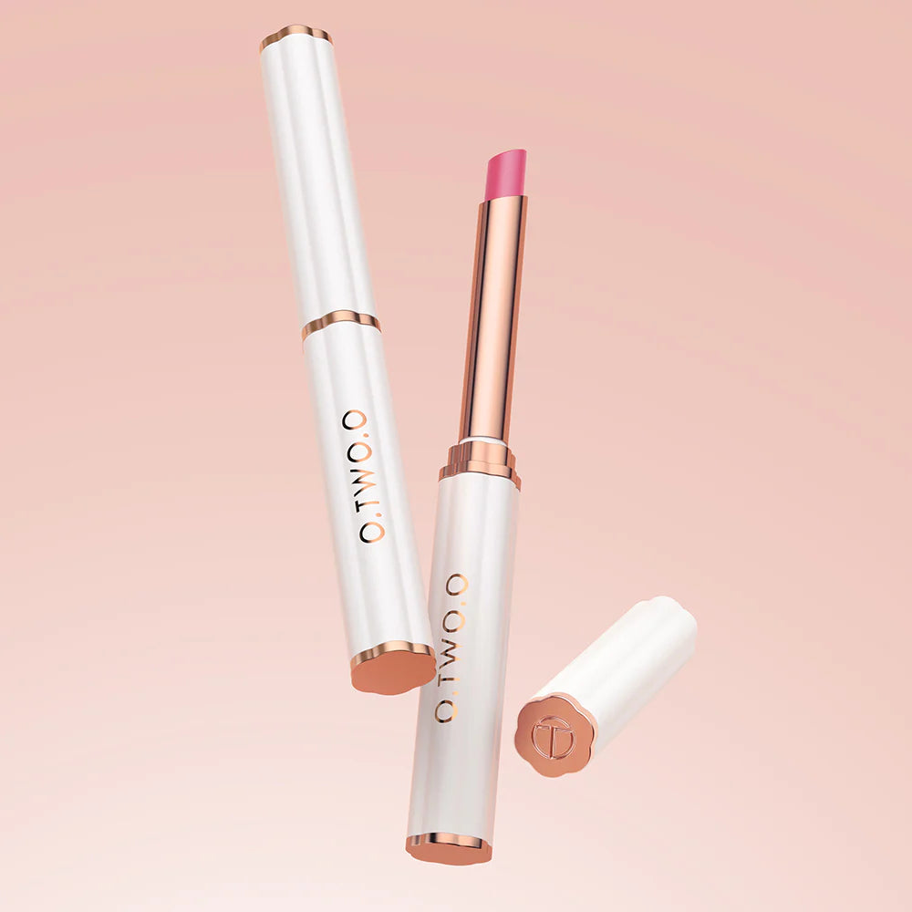 O.TWO.O Colour Changing Lip Balm With Beeswax