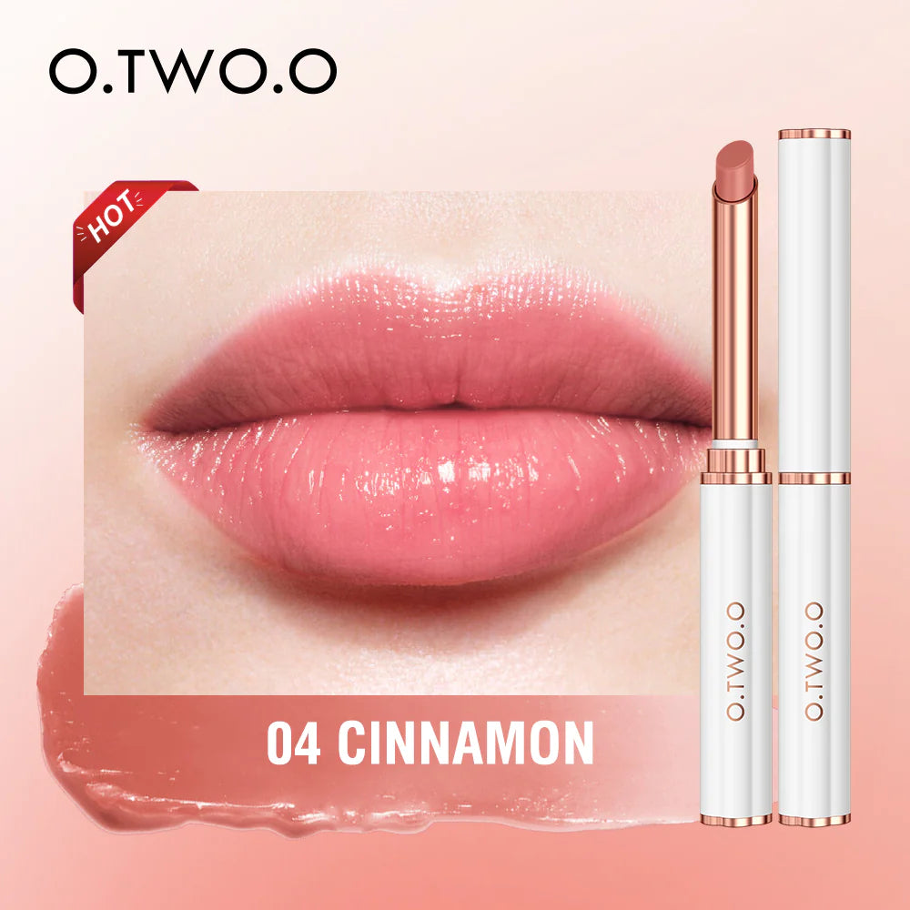 O.TWO.O Colour Changing Lip Balm With Beeswax