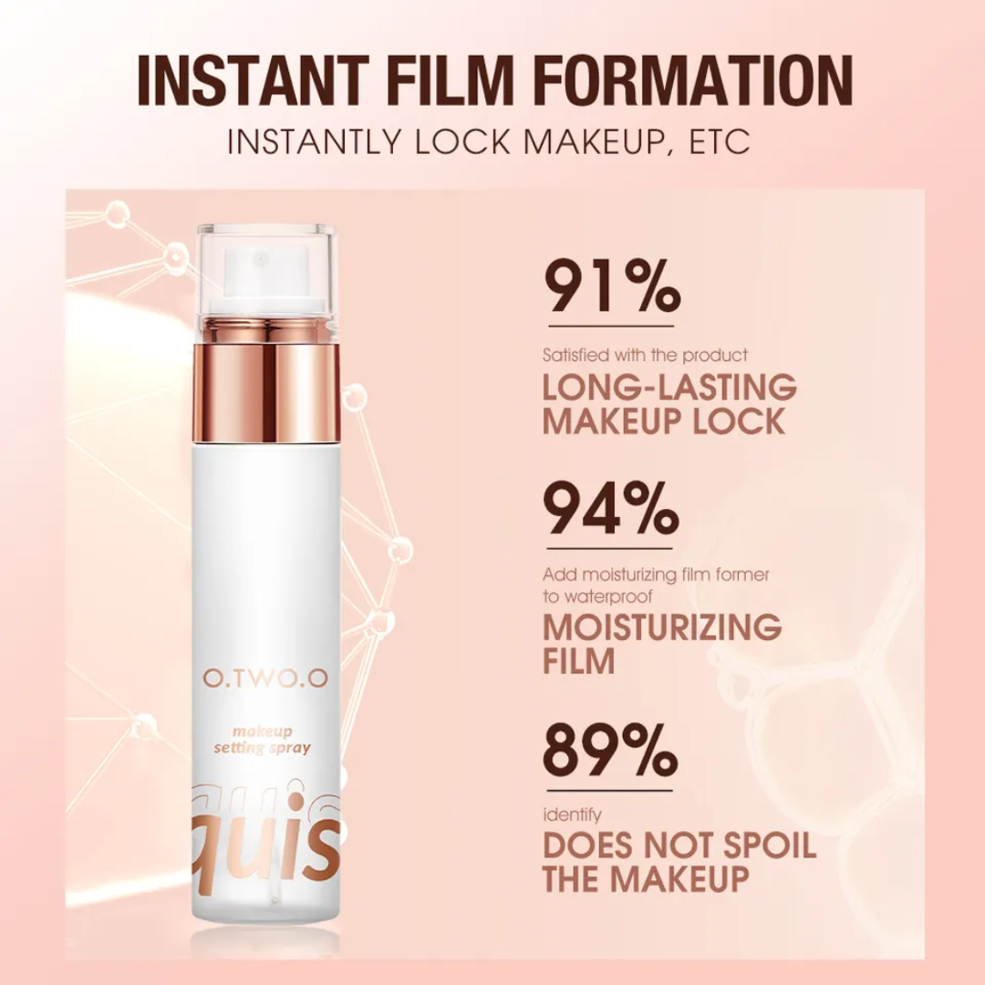 O.TWO.O Moisturizing Setting Spray