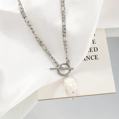 Elegant Pearl Necklace