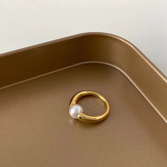 French Pearl Ring