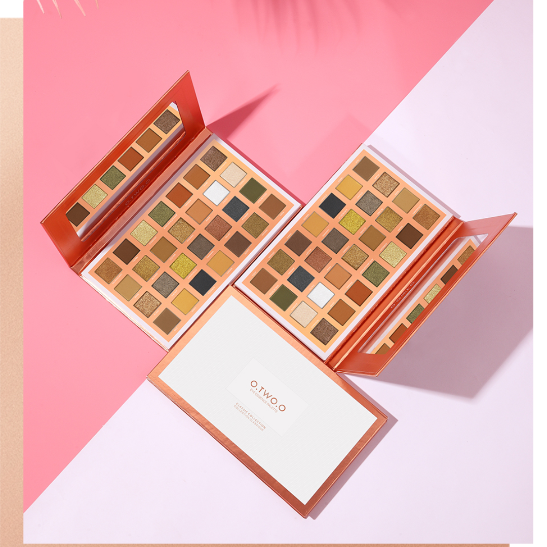 O.TWO.O 28 Colors Eyeshadow Palette